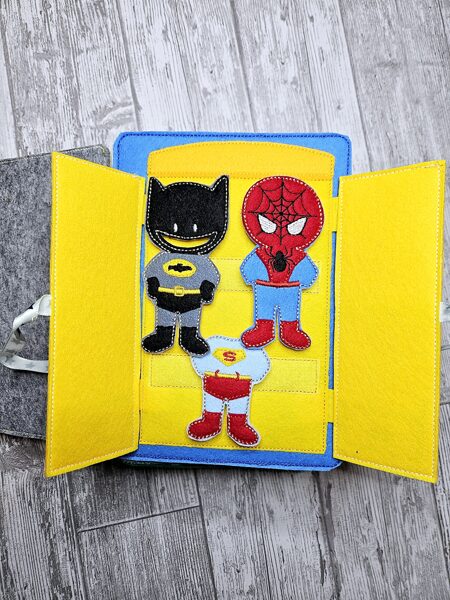 Szafa z superbohaterami #11